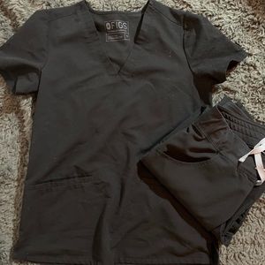 Figs top-black casma